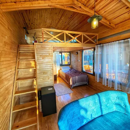 Lazoglu Camping Guzelcamlı